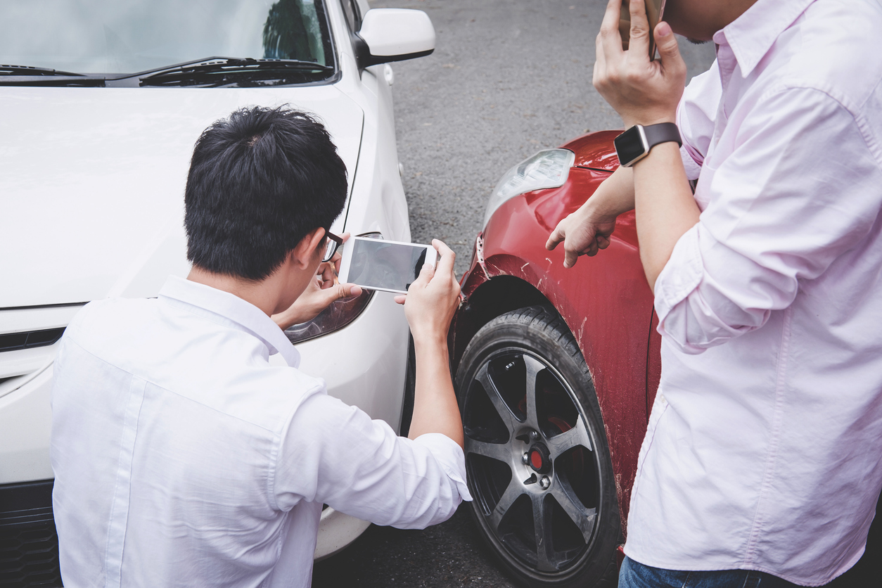 Should I Hire A Lawyer After A Minor Car Accident In Sandy Springs, GA?
